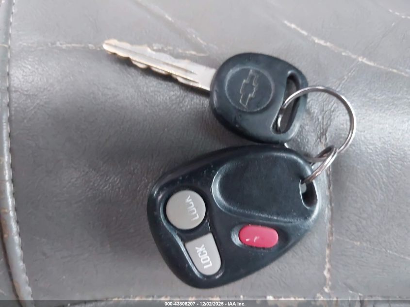 2001 Chevrolet Tahoe Lt VIN: 1GNEK13T51J270629 Lot: 43808207