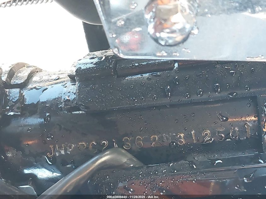 2002 Honda Vt600 Cd VIN: JH2PC21362M312501 Lot: 43808444