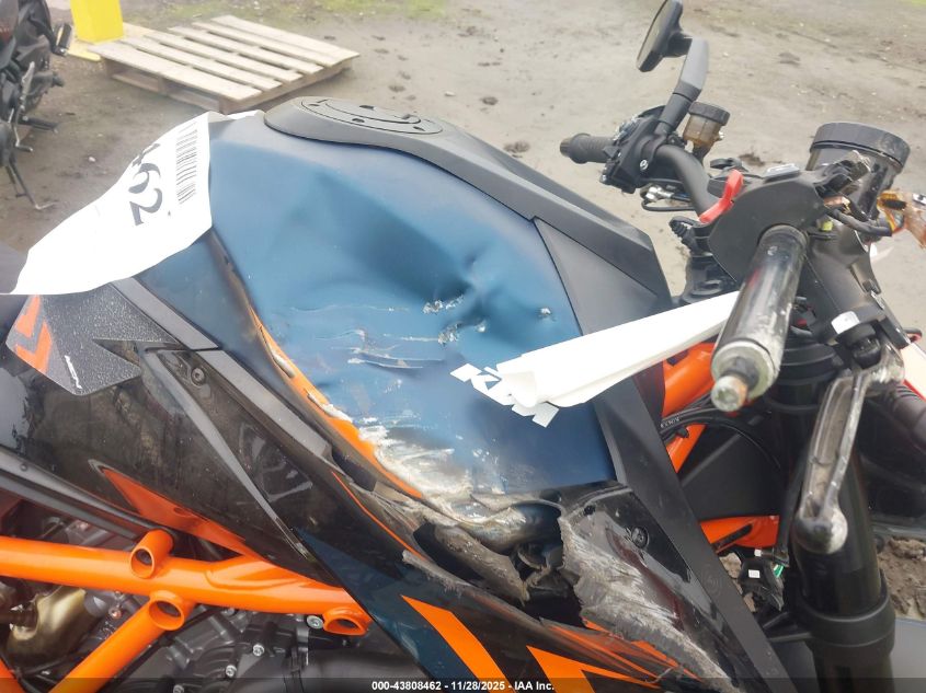 2022 Ktm 1290 Super Duke R VIN: VBKV39406NM955735 Lot: 43808462