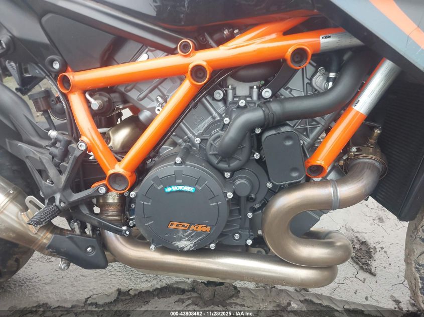 2022 Ktm 1290 Super Duke R VIN: VBKV39406NM955735 Lot: 43808462