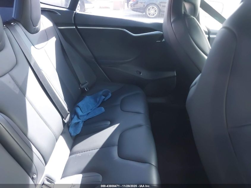 2017 Tesla Model S 60/75 VIN: 5YJSA1E17HF202747 Lot: 43808471