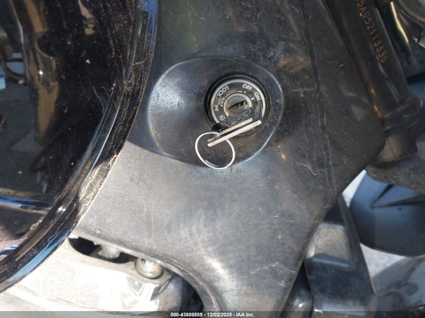 2005 Suzuki C50 VIN: JS1VS55A952113336 Lot: 43808589