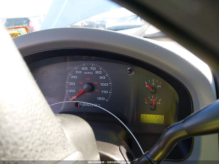 2005 Ford F150 Stx/Xl/Xlt VIN: 01FTRF12275NA8576 Lot: 43808625