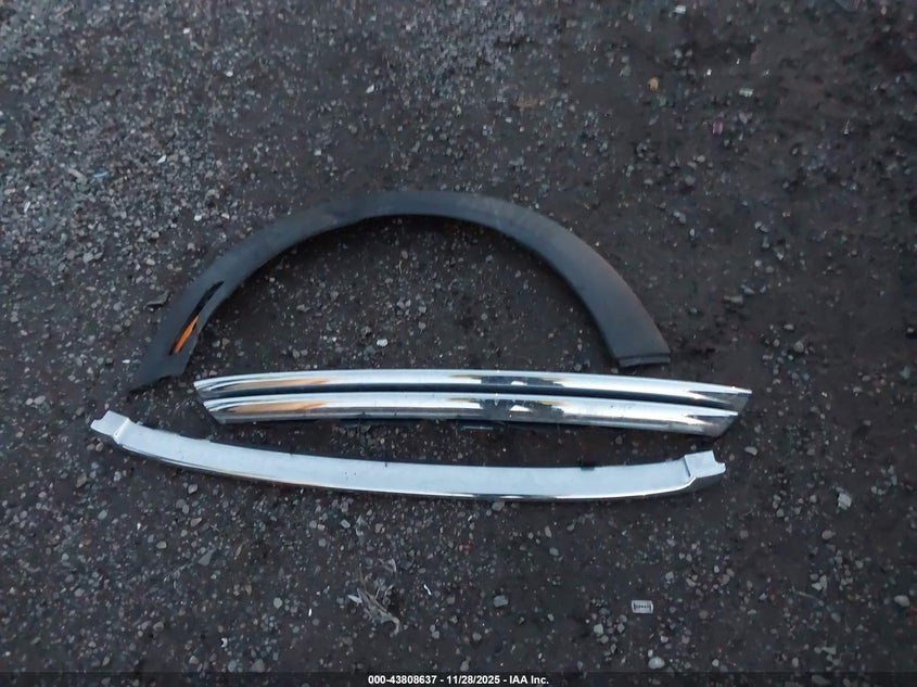 2010 Mini Cooper VIN: WMWMR3C58ATU98557 Lot: 43808637