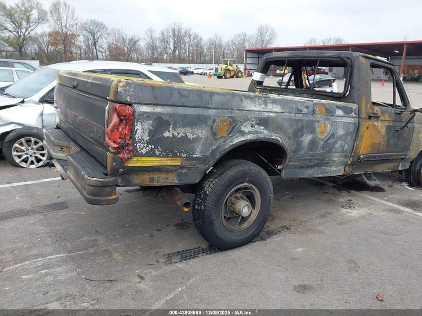 1FTHF26G7JPA77250 1988 FORD F250 photo no. 4