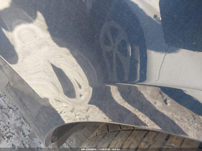 2018 Porsche Macan Sport Edition VIN: WP1AA2A50JLB07667 Lot: 43808680