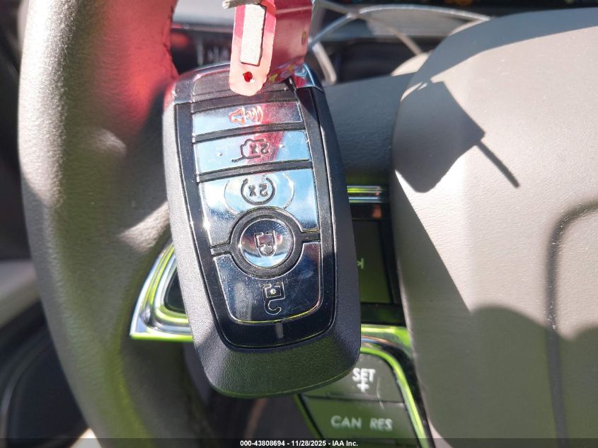 2023 Lincoln Nautilus Standard VIN: 2LMPJ8J90PBL29605 Lot: 43808694