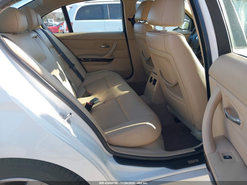 2007 BMW 328I VIN: WBAVC53527FZ73256 Lot: 43808708