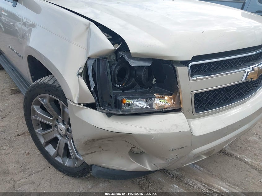 2007 Chevrolet Avalanche 1500 Ls VIN: 3GNEC12057G272069 Lot: 43808712