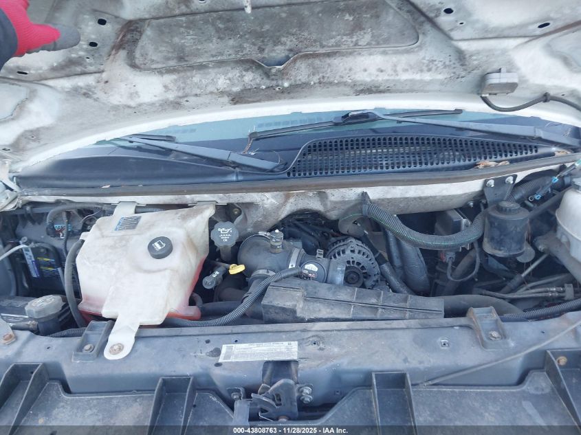 2004 Chevrolet Express VIN: 1GAHG39U141232668 Lot: 43808763