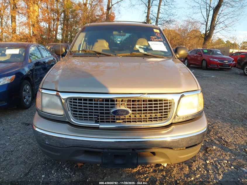 1999 Ford Expedition Eddie Bauer/Xlt VIN: 1FMRU1764XLC40605 Lot: 43808792