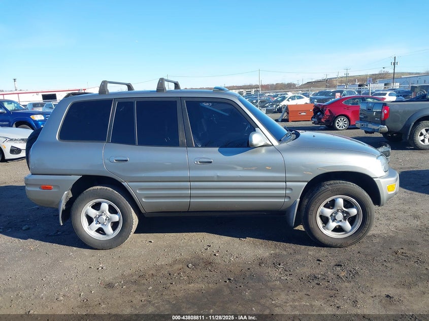 1999 Toyota Rav4 VIN: JT3HP10V2X7119612 Lot: 43808811