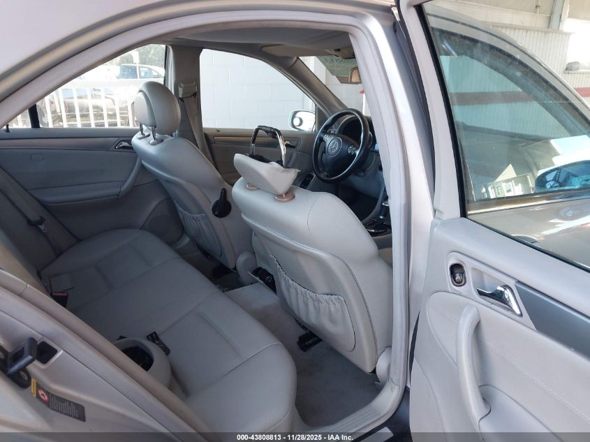 2005 Mercedes-Benz C 230 Kompressor Sport VIN: WDBRF40J85F714886 Lot: 43808813