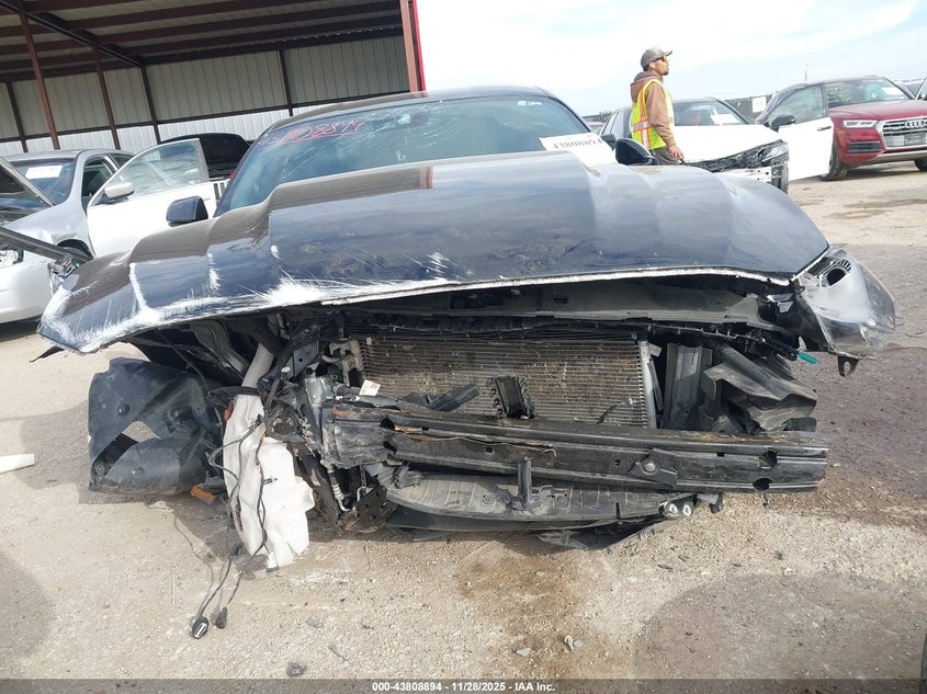 2022 Ford Mustang Gt Premium Fastback VIN: 1FA6P8CF6N5128232 Lot: 43808894