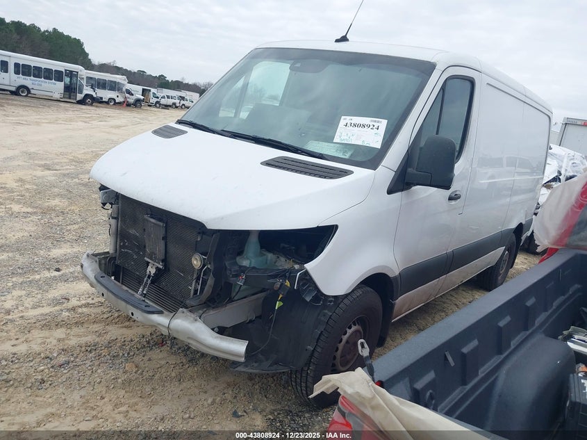 2022 Mercedes-Benz Sprinter 1500 Standard Roof I4