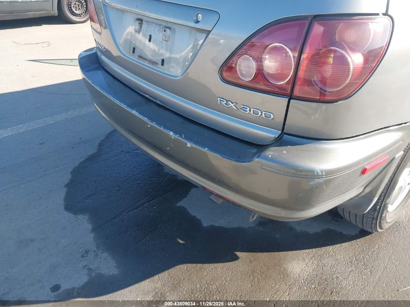 2000 Lexus Rx 300 VIN: JT6GF10U0Y0070882 Lot: 43809034