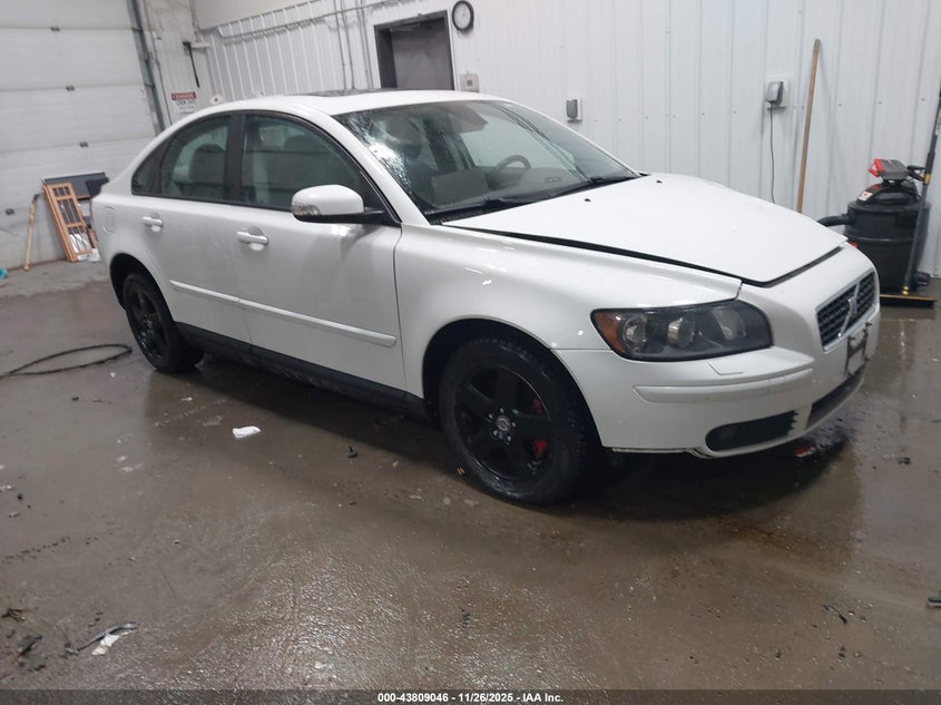 2007 VOLVO S40 T5