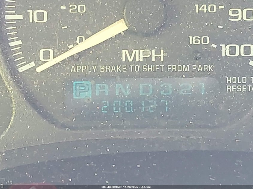 2001 Chevrolet Suburban 1500 Ls VIN: 3GNEC16T81G289220 Lot: 43809158