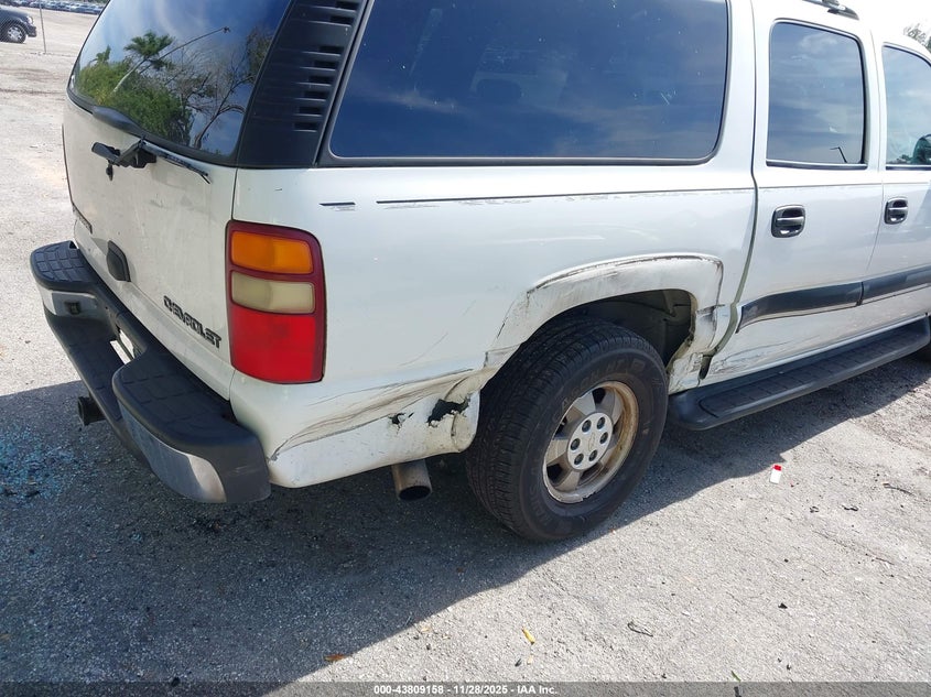 2001 Chevrolet Suburban 1500 Ls VIN: 3GNEC16T81G289220 Lot: 43809158