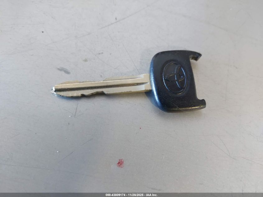 1997 Toyota Rav4 VIN: JT3HP10V9V7051273 Lot: 43809174