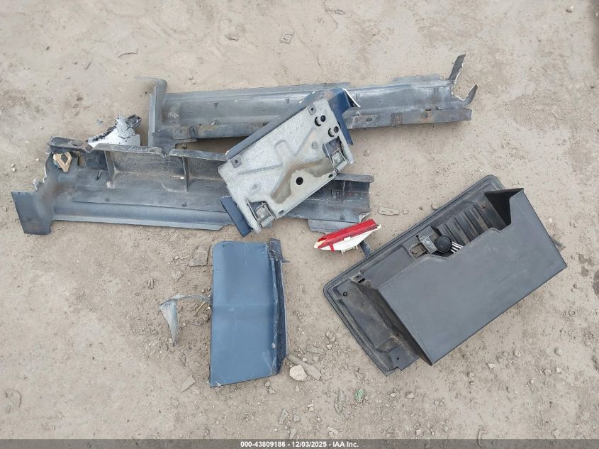 1984 Oldsmobile Cutlass Supreme VIN: 1G3AR69A6ER393112 Lot: 43809186