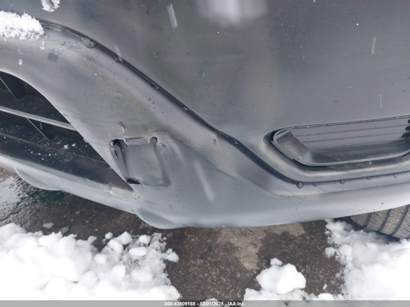 2002 Honda Cr-V Lx VIN: JHLRD78402C068539 Lot: 43809188