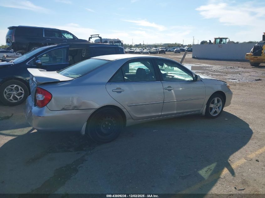 2002 Toyota Camry Le V6 VIN: 4T1BF32K72U015853 Lot: 43809236