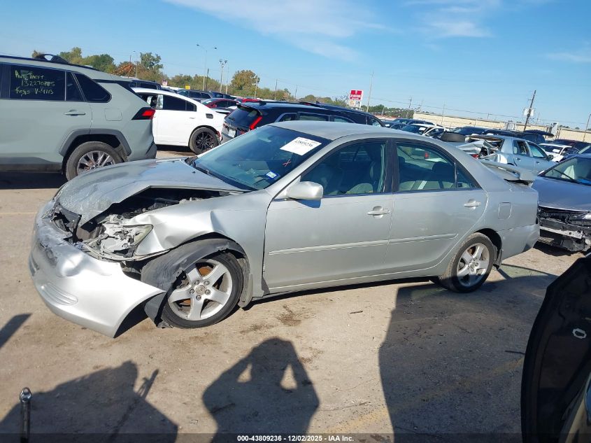 2002 Toyota Camry Le V6 VIN: 4T1BF32K72U015853 Lot: 43809236