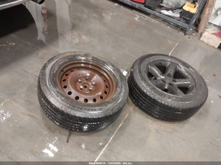 2008 Dodge Ram 1500 St/Sxt VIN: 1D7HA16K38J151764 Lot: 43809319