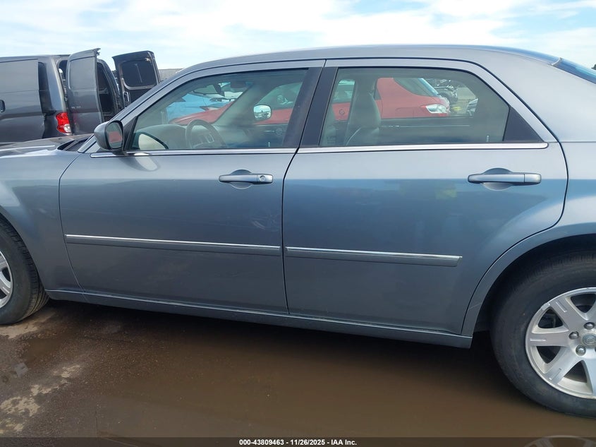 2007 Chrysler 300 VIN: 2C3KA53G87H604756 Lot: 43809463