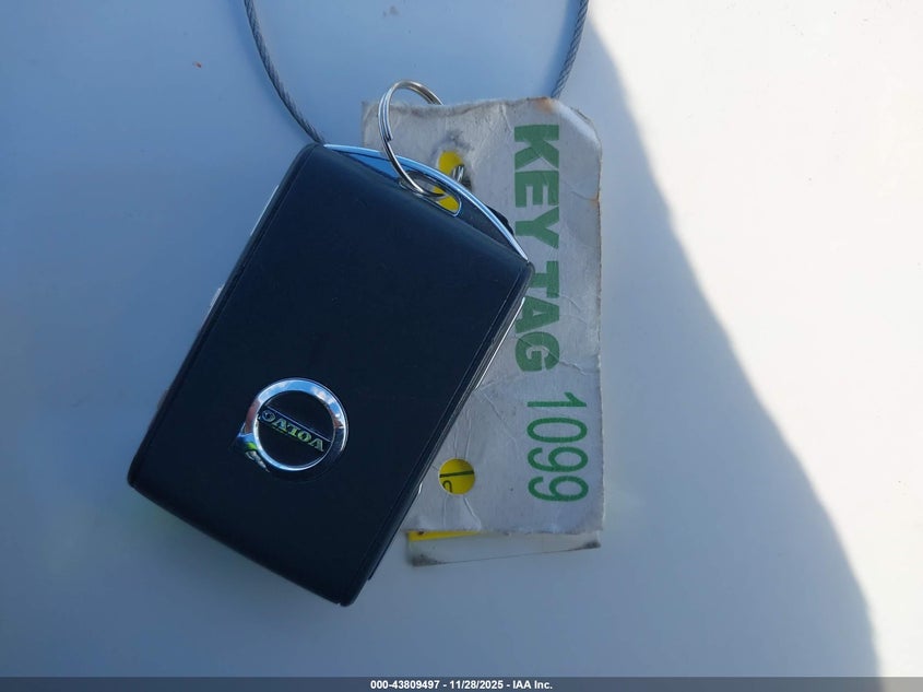 2020 Volvo Xc60 T6 Momentum VIN: YV4A22RK1L1590641 Lot: 43809497