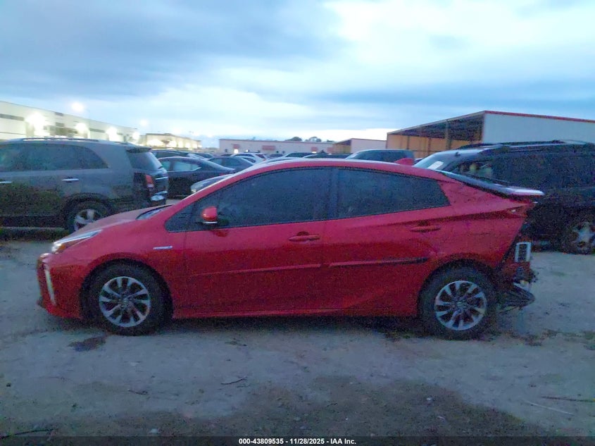 2022 Toyota Prius Limited VIN: JTDKAMFU1N3186838 Lot: 43809535