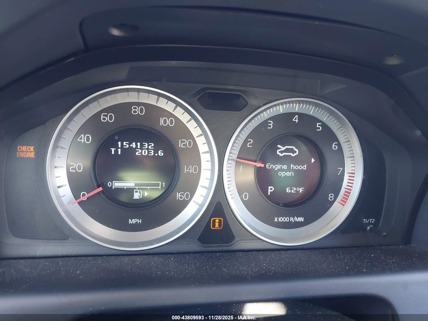 2013 Volvo Xc60 3.2/3.2 Platinum/3.2 Premier/3.2 Premier Plus VIN: YV4952DL5D2407389 Lot: 43809593