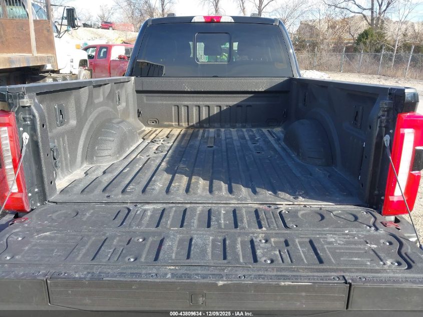 2023 Ford F-350 Lariat VIN: 1FT8W3BT4PEE00120 Lot: 43809634