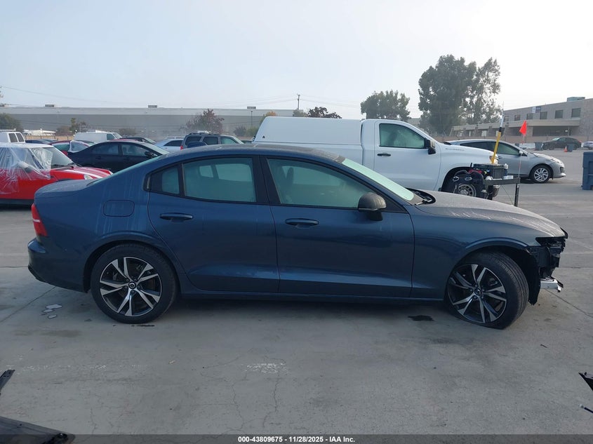 2025 Volvo S60 B5 Core VIN: 7JRL12FJ8SG362112 Lot: 43809675