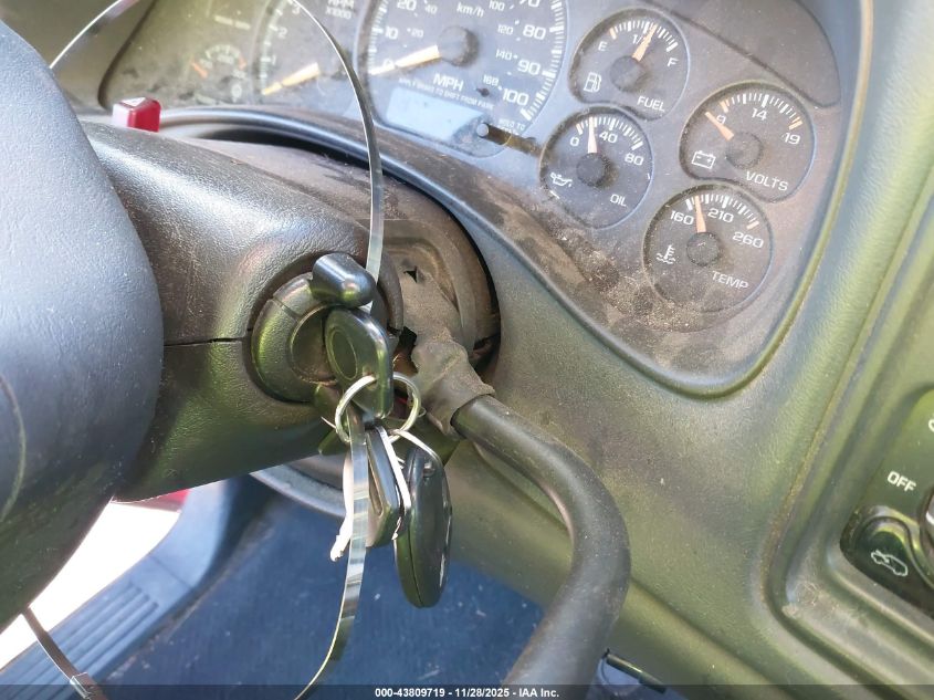 2000 Chevrolet Silverado 1500 Ls VIN: 1GCEK14T2YE133786 Lot: 43809719