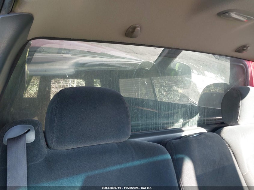 2000 Chevrolet Silverado 1500 Ls VIN: 1GCEK14T2YE133786 Lot: 43809719