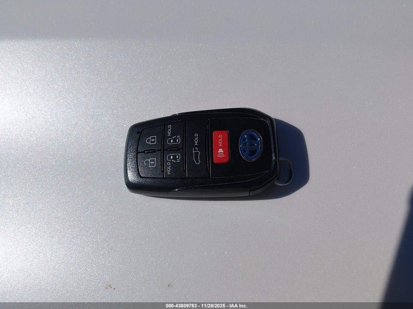 2024 Toyota Sienna Limited VIN: 5TDZRKEC7RS185864 Lot: 43809783