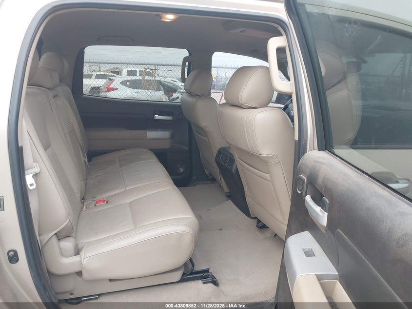 2007 Toyota Tundra Limited 5.7L V8 VIN: 5TBEV58177S456112 Lot: 43809852