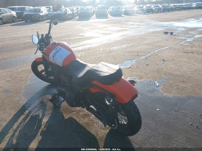 VIN: 1HD1YYK15MB046384 2021 HARLEY-DAVIDSON FXBBS