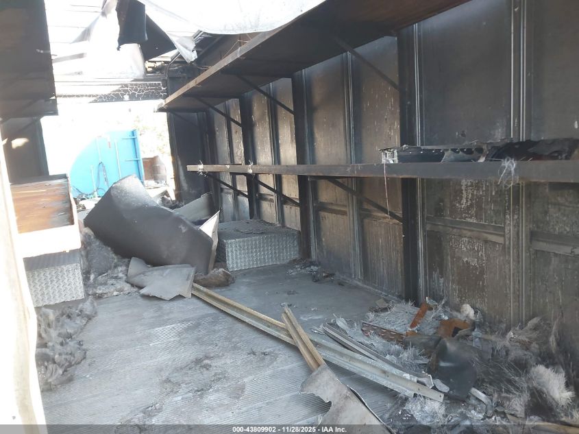 2010 Freightliner Chassis M Line Walk-In Van VIN: 4UZAAPDU2ACAS1566 Lot: 43809902