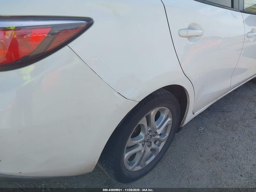 2016 Scion Ia VIN: 3MYDLBZV0GY118957 Lot: 43809931