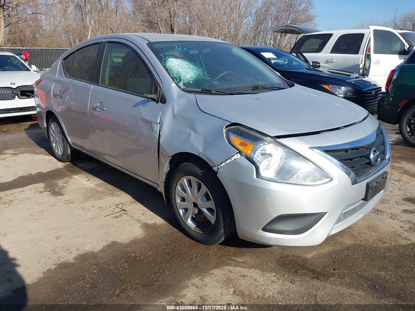 2016 NISSAN VERSA 1.6 SV