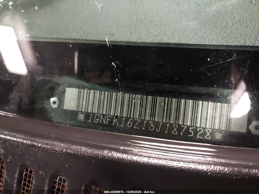 2003 Chevrolet Suburban 1500 Lt VIN: 1GNFK16Z13J187528 Lot: 43809970