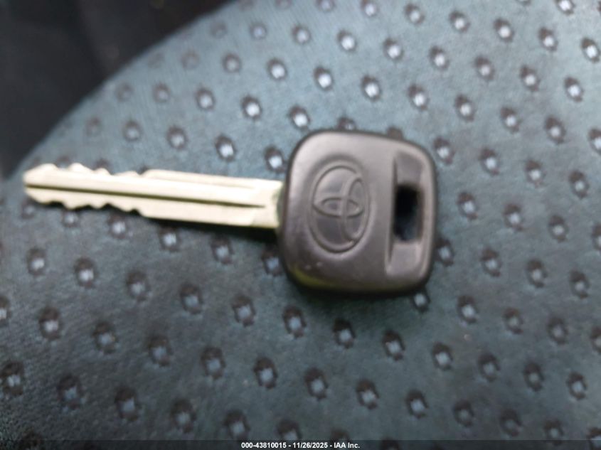 2008 Toyota Yaris VIN: JTDJT923085186127 Lot: 43810015