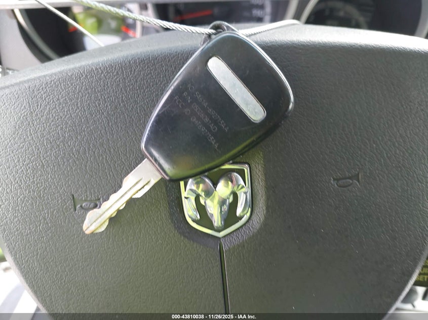 2008 Dodge Nitro Slt/Rt VIN: 1D8GT58618W127653 Lot: 43810038