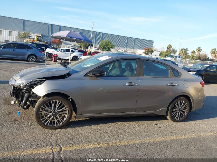 2023 Kia Forte Gt-Line VIN: 3KPF54AD2PE654729 Lot: 43810079