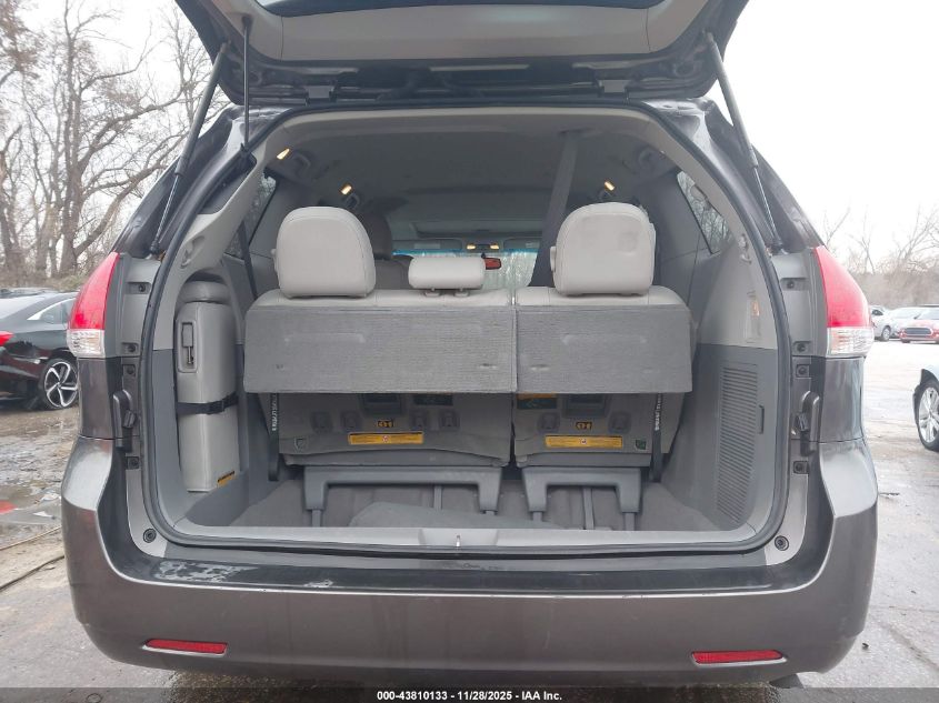 2011 Toyota Sienna Xle V6 VIN: 5TDYK3DC6BS021969 Lot: 43810133