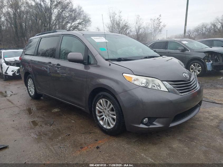 TOYOTA SIENNA XLE V6