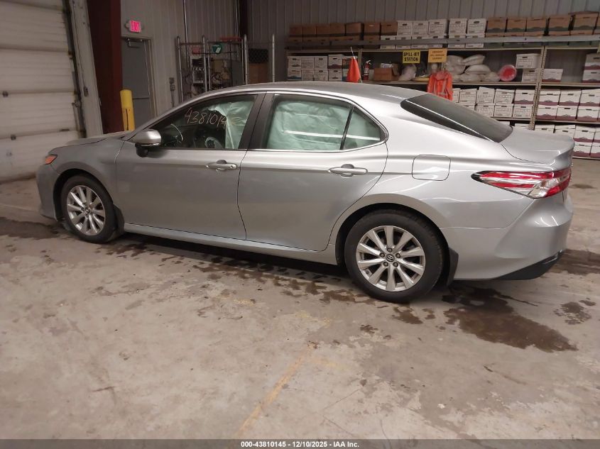 2018 Toyota Camry Le VIN: 4T1B11HK4JU145291 Lot: 43810145